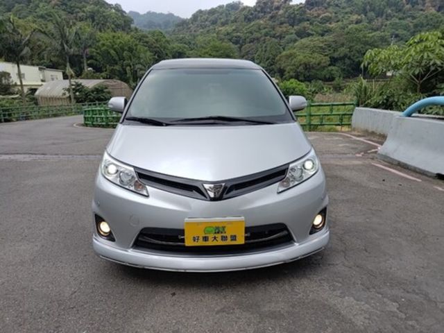 TOYOTA豐田 PREVIA  第3張相片