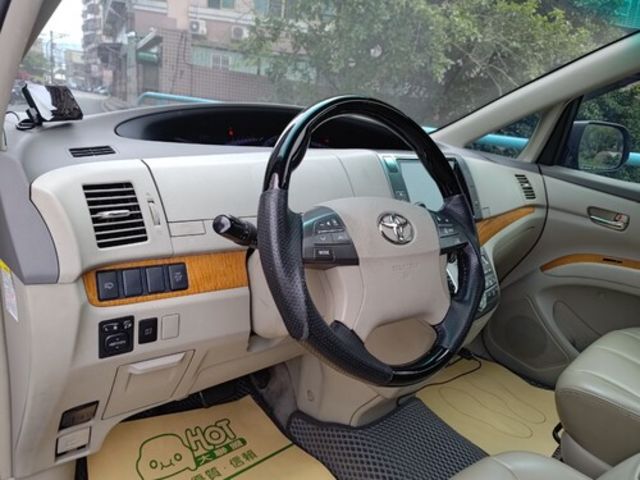 TOYOTA豐田 PREVIA  第12張相片
