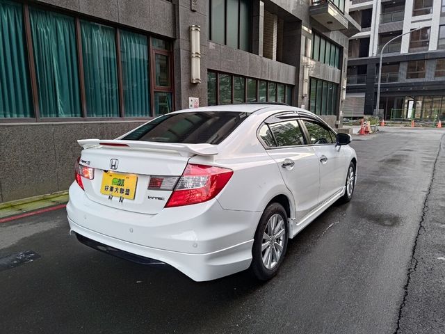 HONDA本田 CIVIC  第2張相片