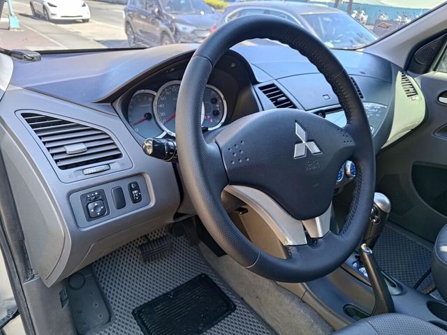 MITSUBISHI三菱 ZINGER  第7張相片