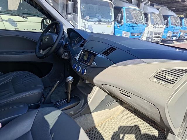 MITSUBISHI三菱 ZINGER  第9張相片