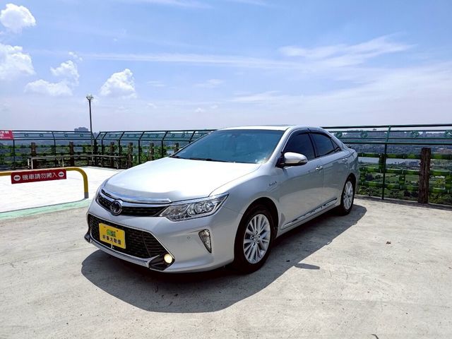 TOYOTA豐田 CAMRY HYBRID  第1張相片