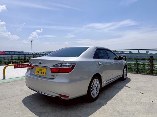 TOYOTA豐田 CAMRY HYBRID  第2張相片