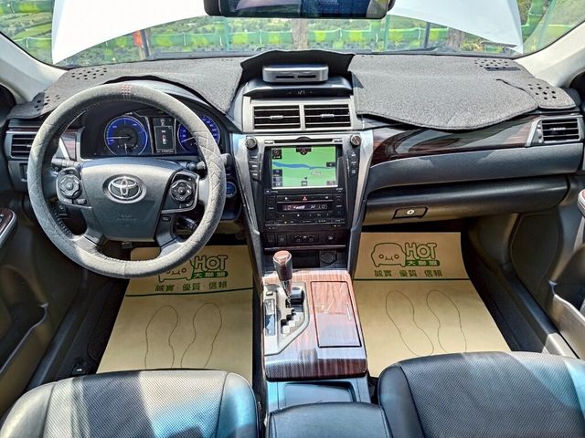 TOYOTA豐田 CAMRY HYBRID  第5張相片