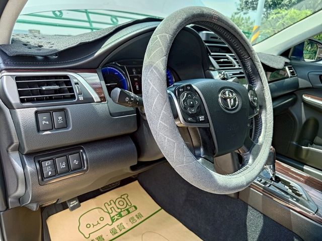 TOYOTA豐田 CAMRY HYBRID  第10張相片