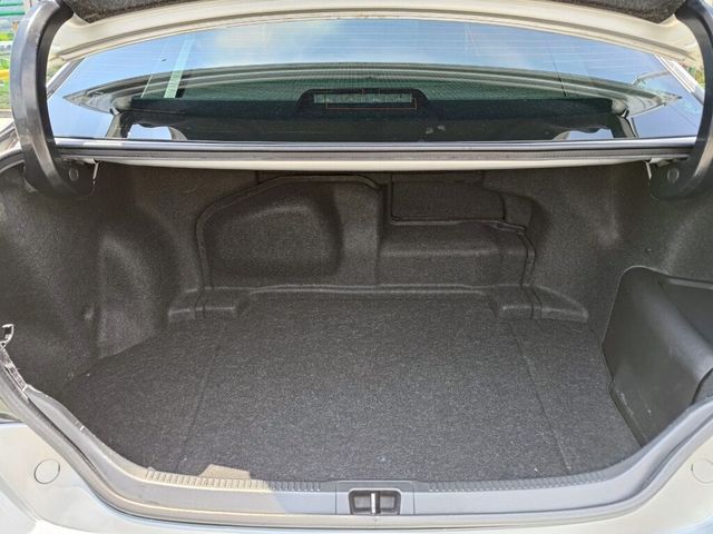 TOYOTA豐田 CAMRY HYBRID  第17張相片