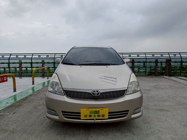 TOYOTA豐田 WISH  第3張相片