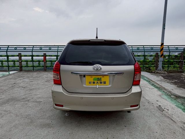 TOYOTA豐田 WISH  第4張相片