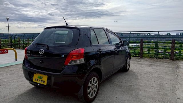 TOYOTA豐田 YARIS  第2張相片