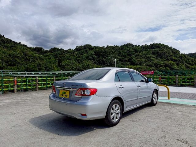 TOYOTA豐田 ALTIS  第2張相片