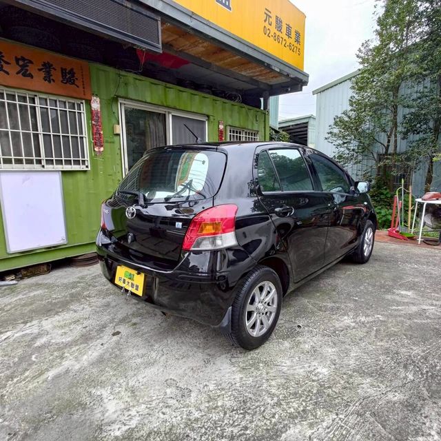 TOYOTA豐田 YARIS  第2張相片