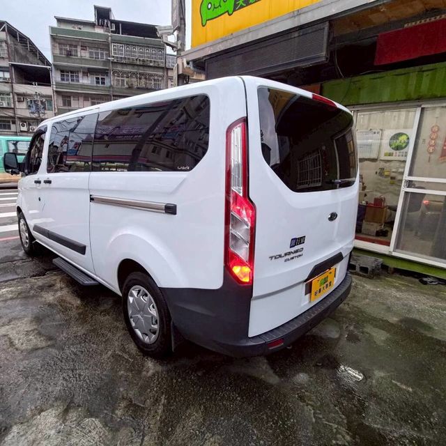 FORD福特 TRANSIT CUSTOM  第9張相片