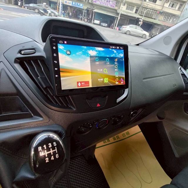 FORD福特 TRANSIT CUSTOM  第16張相片