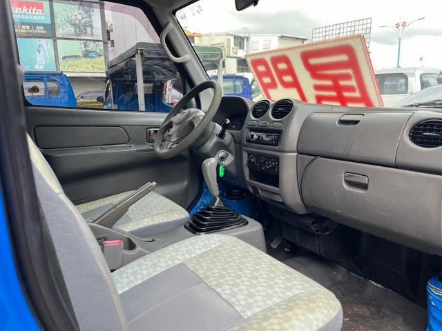 一手車~尾門升降  第7張相片