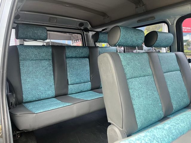 一手車皆原廠保養~8人座空間大載人載貨皆方便~只跑8萬多公里車況佳~~購買即享一年二萬公里保固~可全額貸款~  第10張相片