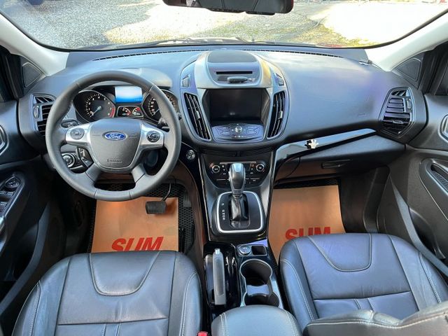 一手車~全車原廠保養~原鈑件全景天窗~電動尾門I KEY 渦輪增壓~摸門 盲點~里程保證~可全額貸款~購車即享一年二萬公  第12張相片