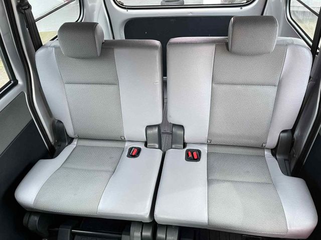 自排一手車~省油大空間~防滑胎壓氣囊循跡感應頭燈~商用車~露營車~原廠保固中~可全額貸款  第12張相片