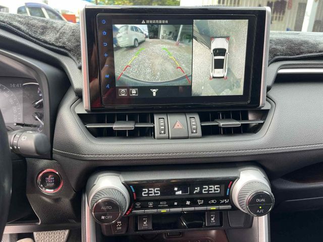 一手車旗艦版~ACC跟車電動尾門環景APPLE CAR PLAY車美皆在原廠保養~里程僅跑6萬多公里車況極佳可全額貸款~  第12張相片