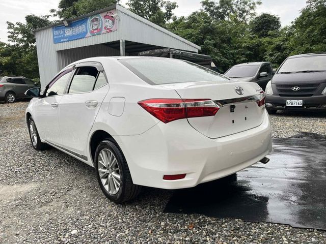 S版一手車~I KEY~恆溫~定速~摸門~僅跑8萬多公里~車庫車~內外漂亮  第3張相片
