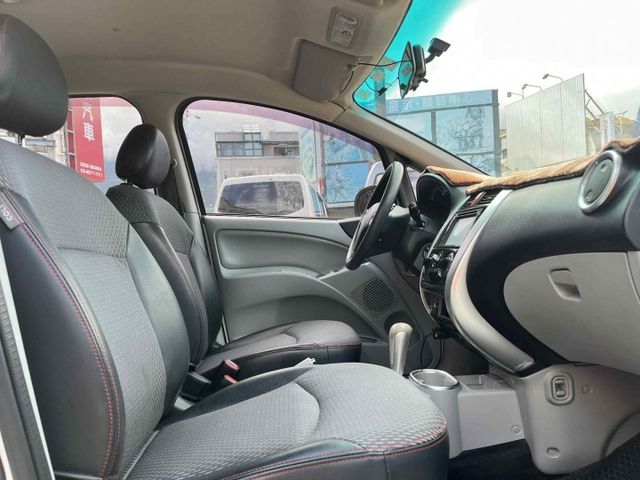 一手車~僅跑6萬多公里~耐操好保養~便宜好開代步車  第6張相片
