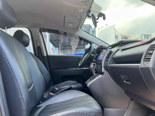 七人座原鈑件~側滑門~後座出風口~安卓機~倒車顯影~里程保證~可貸款  第7張相片