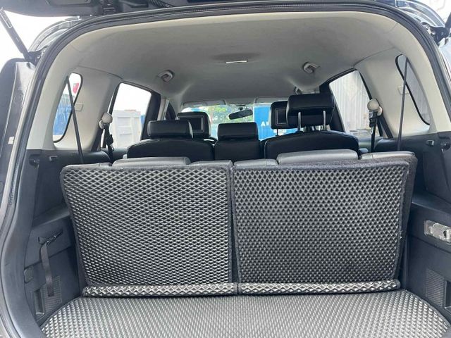 七人座原鈑件~側滑門~後座出風口~安卓機~倒車顯影~里程保證~可貸款  第11張相片