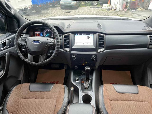 一手車柴油雙廂四輪傳動~爬山越野~全車原鈑件~無事故~無泡水~可全額貸款  第10張相片