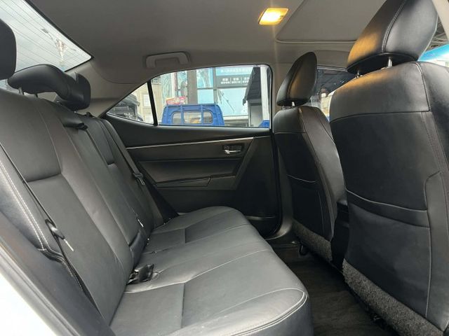 Z版~大包~I KEY~換檔撥片~恆溫~摸門~定速~天窗~倒車顯影~安卓機~保證保固~可全額貸款  第11張相片