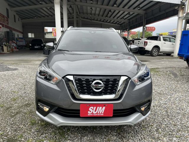 一手智行旗艦版~全車原鈑件皆在原廠保養~360度環景~盲點~自動煞停~LED頭燈~可全額貸款~2年5萬公里保固  第2張相片