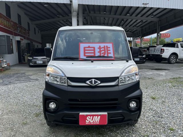 自排車~全車原鈑件~認證車~雙安全氣囊~定速~盲點~鋁圈~內外漂亮~兩年五萬公里保固可全額貸款~  第2張相片