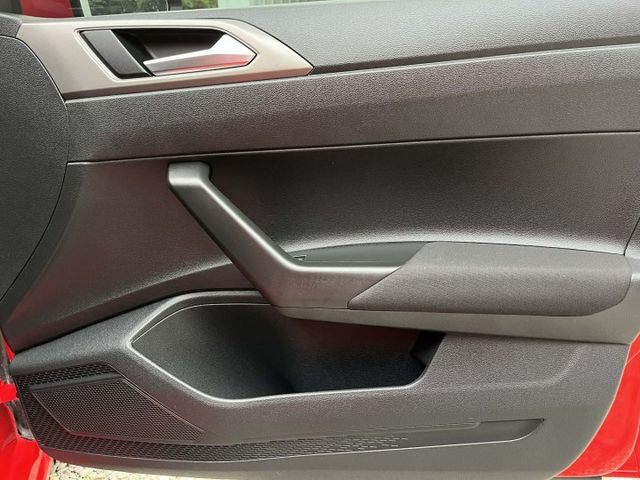 僅跑5千8百公里~一 手車庫車~原漆原鈑件原廠保養~1.0渦輪引擎省油省稅~安全性佳~可全額貸款  第9張相片