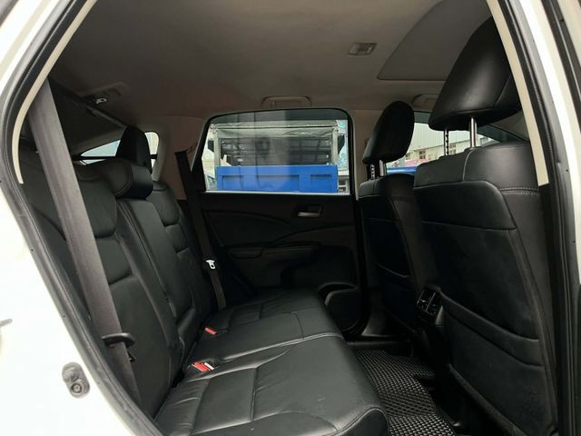 一手車~頂級版~天窗~換檔撥片~恆溫~定速~右側影像~HID頭燈~原鈑件~可全貸款  第12張相片