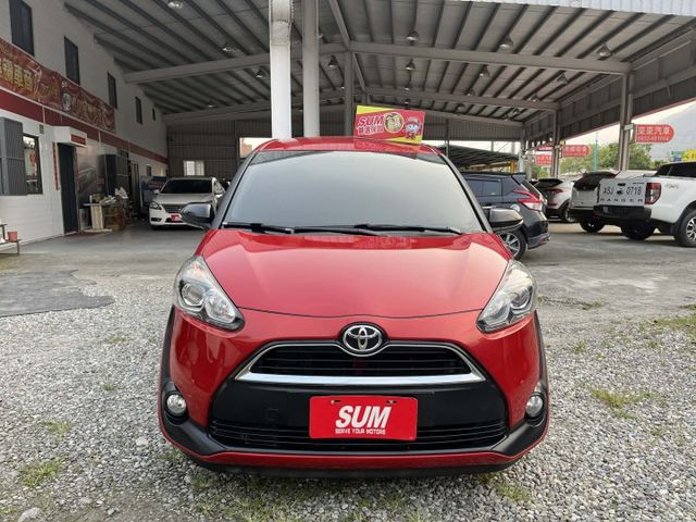 7人座一手車~僅跑8萬多公里~電動滑門~I KEY~摸們~定速~內外漂亮~優質車況~原廠保養原鈑件~可全額貸款  第2張相片