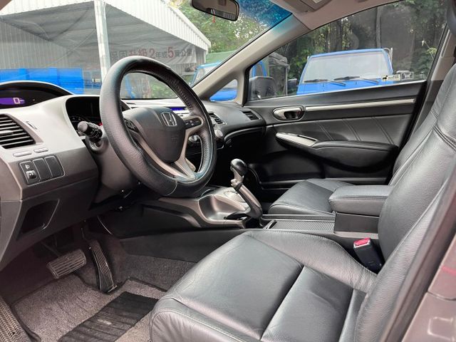 一手車原鈑件黑內裝~認證車~耐操省油好保養~優質好車~可全貸~  第10張相片