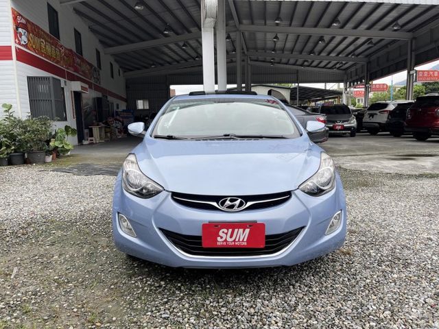 一手車~頂級版~原鈑件認證車~I KEY~摸門~電動椅~定速~天窗~恆溫~可貸款  第2張相片