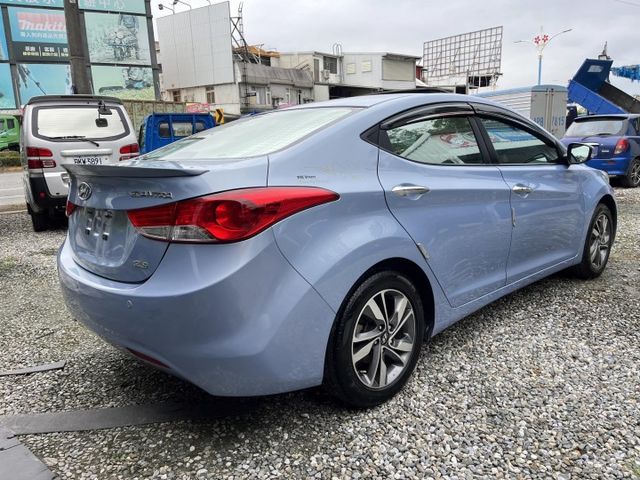 一手車~頂級版~原鈑件認證車~I KEY~摸門~電動椅~定速~天窗~恆溫~可貸款  第4張相片