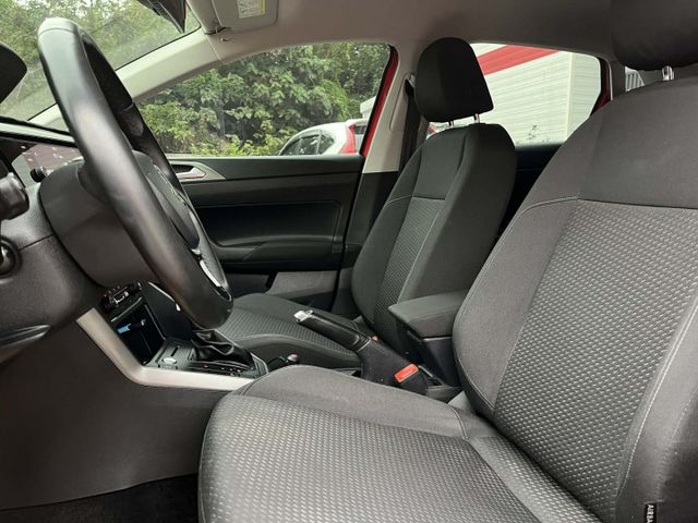 僅跑5千8百公里~一 手車庫車~原漆原鈑件原廠保養~1.0渦輪引擎省油省稅~安全性佳~可全額貸款  第12張相片