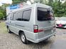 一手車~僅跑12萬多公里~8人座大空間~客貨兩用~內裝漂亮氣氛佳~原鈑件一年兩萬公里保固  第2張縮圖