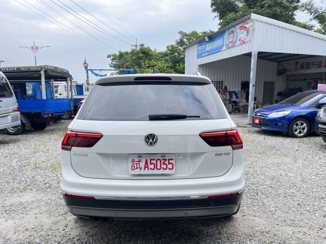 330TSI~ACC跟車 四輪傳動 電動尾門 I KEY 摸門 認證車~可全額貸款~  第5張相片