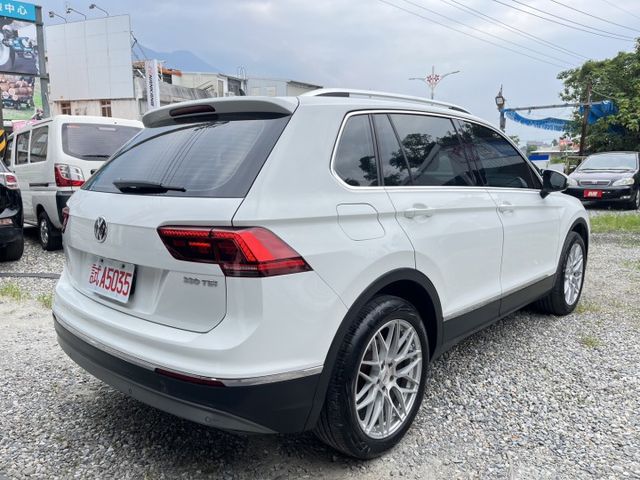 330TSI~ACC跟車 四輪傳動 電動尾門 I KEY 摸門 認證車~可全額貸款~  第6張相片