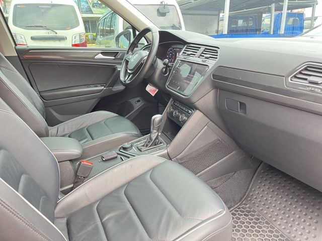 330TSI~ACC跟車 四輪傳動 電動尾門 I KEY 摸門 認證車~可全額貸款~  第8張相片