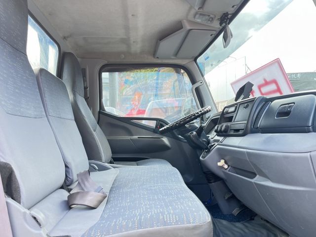 堅達稀有自排一手車~11呎半 升降尾門~原鈑件~車況佳~里程保證~可全額貸款~  第7張相片