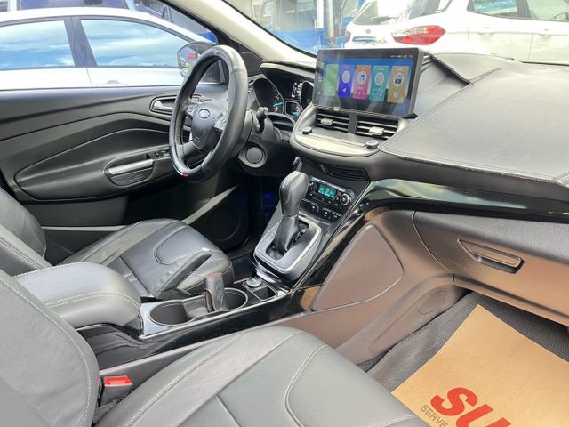 一手車~全景天窗~電動尾門~I KEY~定速~恆溫~里程保證~一年兩萬公里保固~可全額貸款  第7張相片