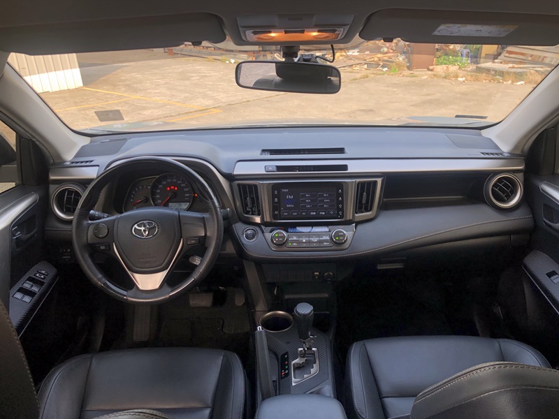 2013年 Toyota RAV4 2.0 E-Hi  第14張相片