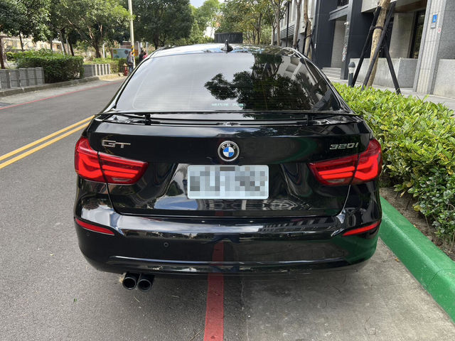 BMW寶馬 320I GT  第4張相片