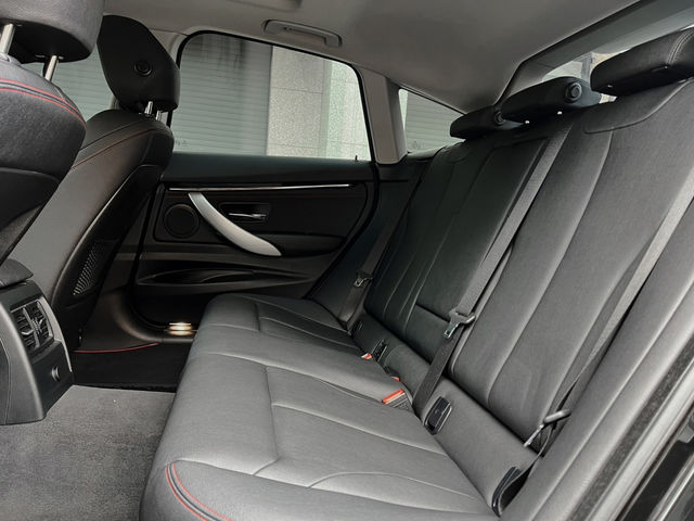 BMW寶馬 320I GT  第6張相片