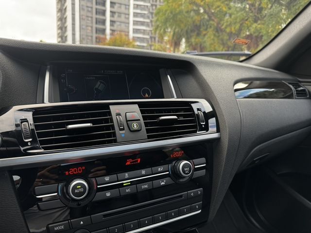 BMW寶馬 X3  第17張相片