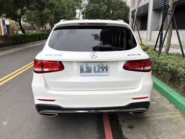 M-BENZ賓士 GLC300  第4張相片