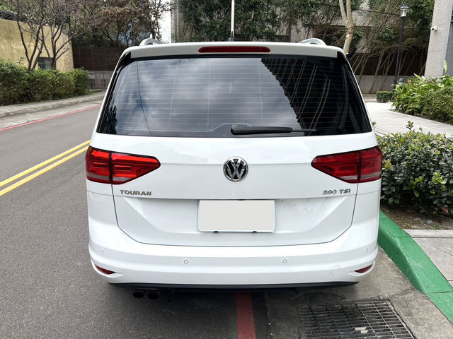 VOLKSWAGEN福斯 TOURAN  第4張相片