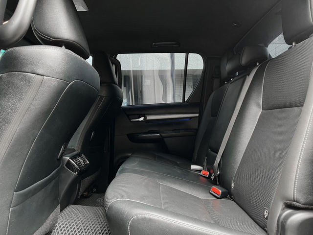 TOYOTA豐田 HILUX  第6張相片